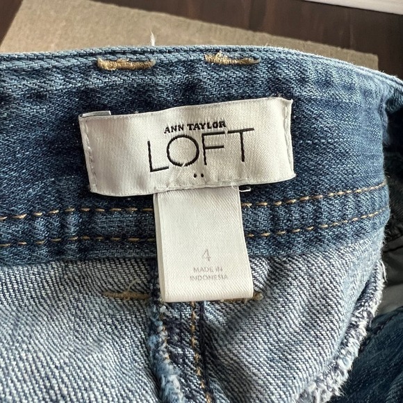 Ann Taylor Loft Factory Denim Mini Skirt Women's Size 4 Jean Straight Pencil - Picture 5 of 7